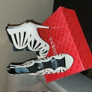 Guess Ivory & Black heels